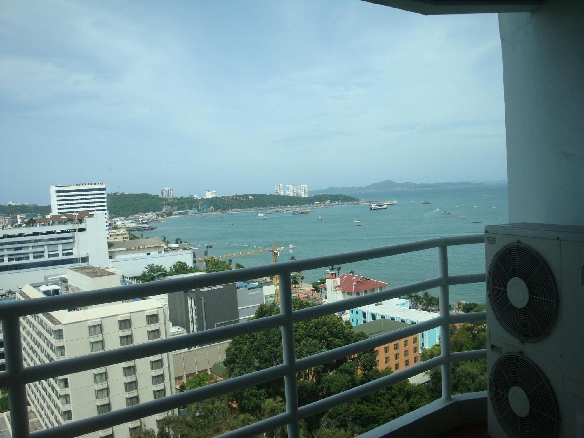Appartement Joy Shop At View Talay 6 à Pattaya Extérieur photo